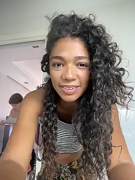 Snapshot of MikaScarlet chatting on June 2, 2:52 pm MikaScarlet online show from June 2, 2:52 pm