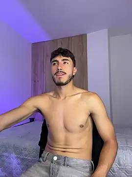 LIAM COLT online show from April 15, 5:31 pm