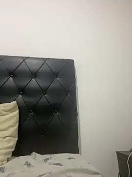 Nini  online show from March 10, 8:58 pm