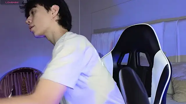 Aron valverde online show from January 7, 2:25 am