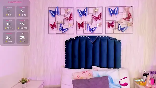 amber  ferrera online show from March 28, 1:54 pm