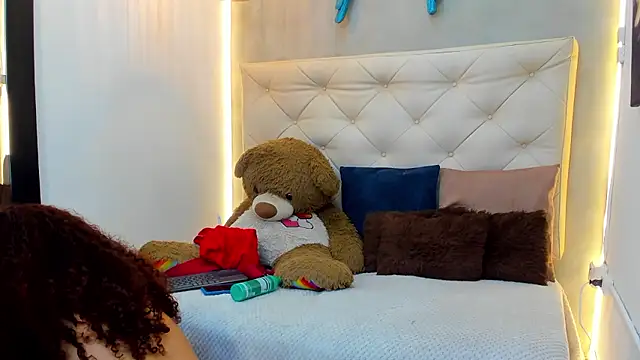 danna rivera0 online show from January 7, 7:38 pm