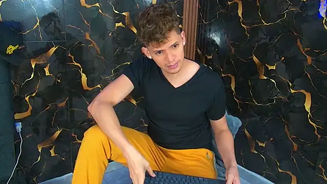 davilap toyboy online show from January 12, 11:37 am