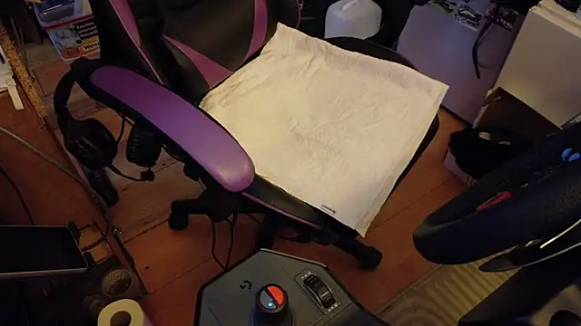 Gay-Versaut online show from April 22, 10:00 pm