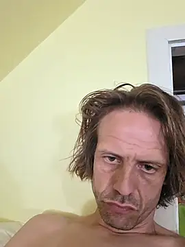 Snapshot of Danny543267 chatting on July 31, 9:03 pm Danny543267 online show from July 31, 9:03 pm
