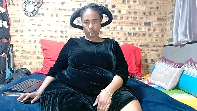 AFRICANBOOTYLICIOUS online show from April 17, 7:28 pm