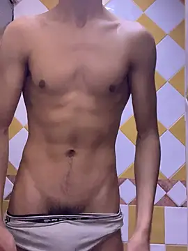 Snapshot of MoroccanGuy chatting on January 14, 6:24 pm MoroccanGuy online show from January 14, 6:24 pm