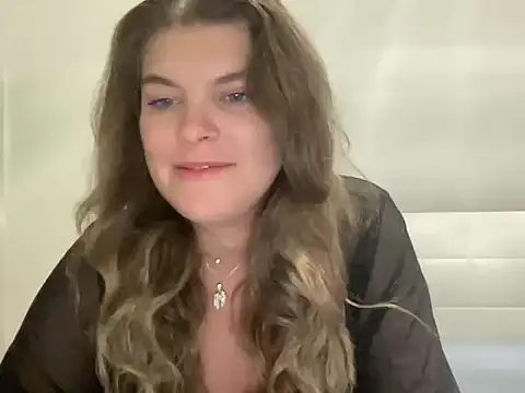 SweetBow xx online show from December 21, 10:06 pm