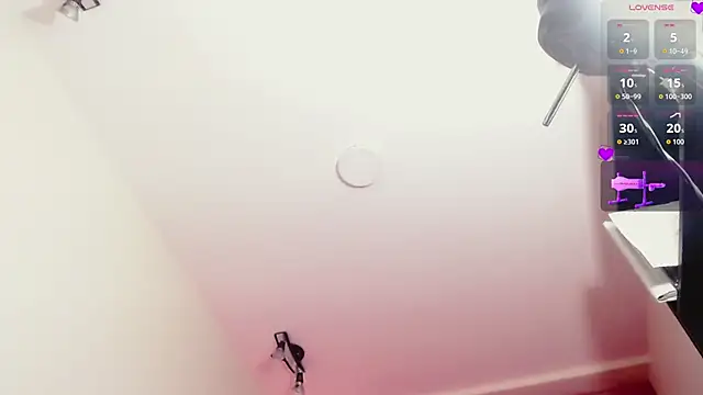 Agatha Dubois4  online show from January 18, 1:53 am