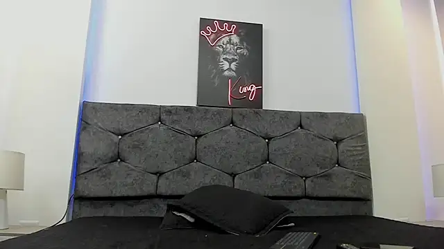 Eliot X online show from January 12, 7:08 pm