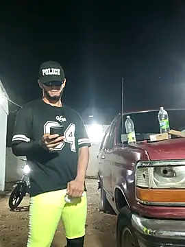 PIGHIGHDIRTY p0 online show from April 8, 5:40 am