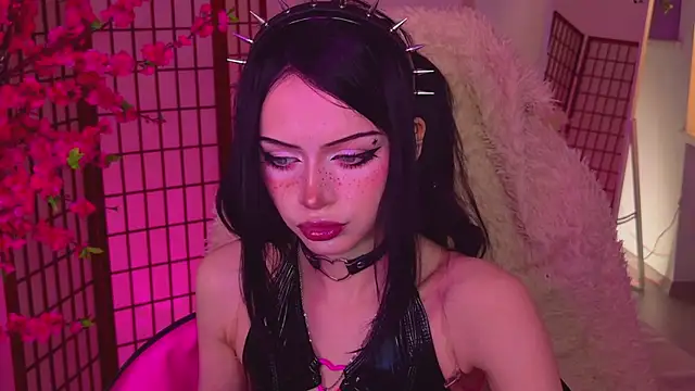 Snapshot of Dark_Diva chatting on February 28, 9:38 pm Dark Diva online show from February 28, 9:38 pm