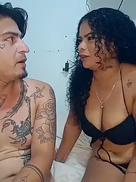 Snapshot of Fresa235 chatting on December 22, 11:24 pm Fresa235 online show from December 22, 11:24 pm