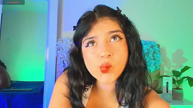 Snapshot of hannaa_cute chatting on May 6, 12:10 pm hannaa cute online show from May 6, 12:10 pm