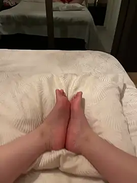 lilith0202 online show from February 25, 10:30 pm