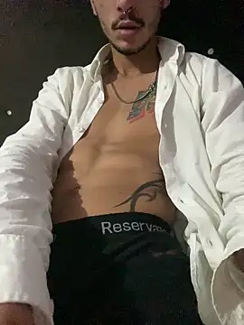 GuioficialBr online show from April 24, 8:33 pm