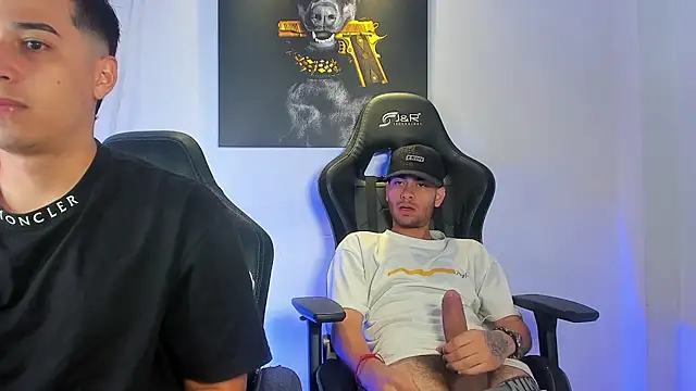 Snapshot of konaland chatting on January 14, 11:53 pm konaland online show from January 14, 11:53 pm