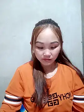 yula-bi online show from February 15, 8:27 pm