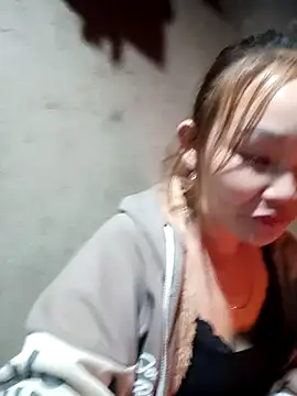 yula-bi online show from March 15, 2:01 pm