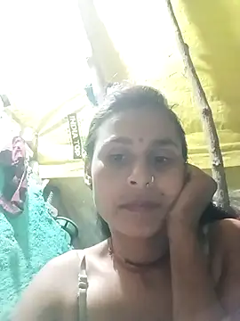 Snapshot of Cuty_priti chatting on January 5, 5:27 pm Cuty priti online show from January 5, 5:27 pm