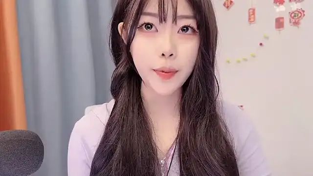 smalldaisy online show from February 15, 11:41 am