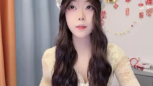 smalldaisy online show from March 15, 2:39 am