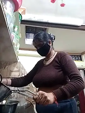 Snapshot of kaamuk_madhu chatting on February 2, 6:34 am kaamuk madhu online show from February 2, 6:34 am