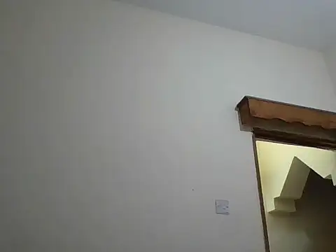 SimplyHer online show from January 5, 6:00 pm