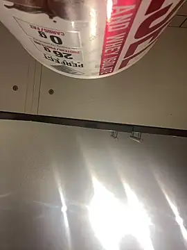 Snapshot of Hornygabru chatting on February 24, 10:52 pm Hornygabru online show from February 24, 10:52 pm