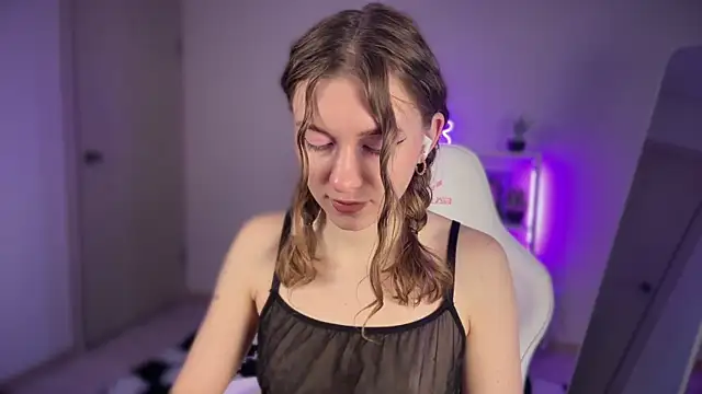 KellySunn online show from March 22, 8:07 am