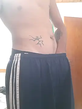 Snapshot of Rokan8181 chatting on February 6, 12:04 am Rokan8181 online show from February 6, 12:04 am