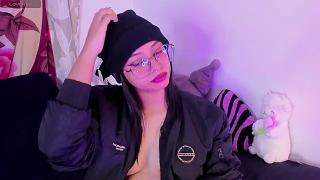 akarineko online show from January 6, 12:14 am