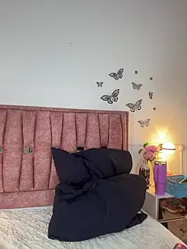 Violetta Moretti online show from January 18, 1:20 am