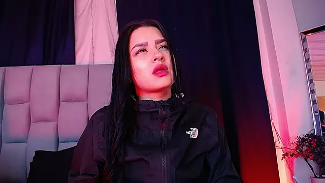 Emilyy05  online show from February 1, 3:16 am