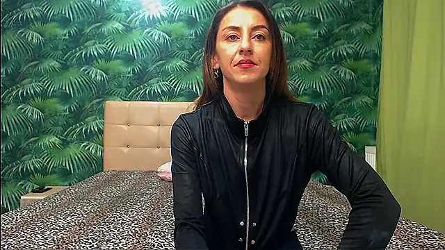 Snapshot of Stella_John chatting on December 2, 9:13 am Stella John online show from December 2, 9:13 am