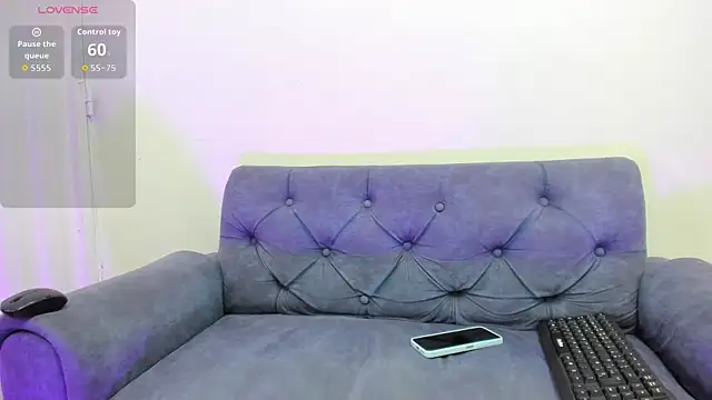 Victor LatinBoy online show from March 26, 3:45 am