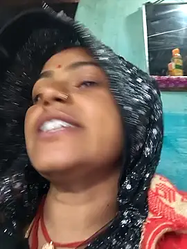 Madhu cute online show from February 20, 11:32 am