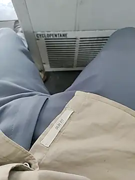 hydhunk26 online show from March 16, 7:01 am