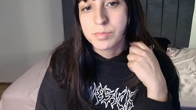 Snapshot of Sofii_unicorn chatting on April 26, 3:48 am Sofii unicorn online show from April 26, 3:48 am
