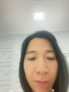 Elly-y online show from December 22, 1:24 am