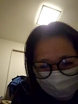 Snapshot of tomatocjin124 chatting on January 15, 4:44 pm tomatocjin124 online show from January 15, 4:44 pm