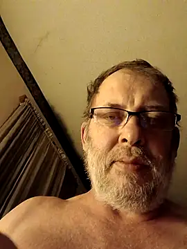 Snapshot of FragrantToe529 chatting on March 1, 5:20 am FragrantToe529 online show from March 1, 5:20 am