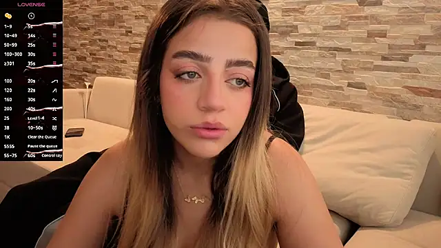 cute emmma online show from July 9, 11:47 am