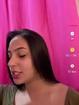Snapshot of jujuarantes__2026 chatting on July 11, 2:20 pm jujuarantes 2026 online show from July 11, 2:20 pm