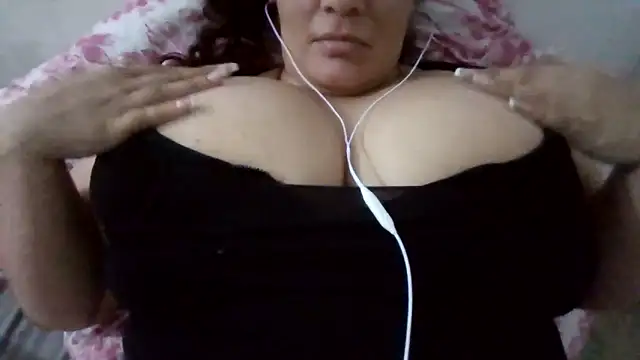 Snapshot of kosem41 chatting on May 29, 6:55 am kosem41 online show from May 29, 6:55 am