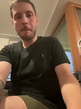 Snapshot of amateurslave chatting on February 1, 6:45 am amateurslave online show from February 1, 6:45 am