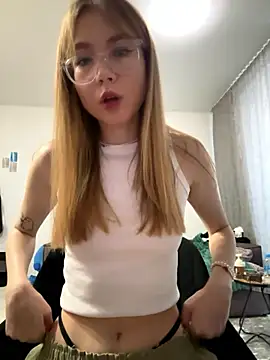 Lilpiks online show from January 10, 6:04 am