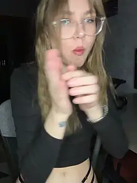 Lilpiks online show from January 16, 12:09 pm