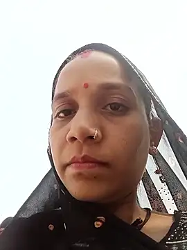 Snapshot of Karishma_singh chatting on January 18, 8:29 am Karishma singh online show from January 18, 8:29 am