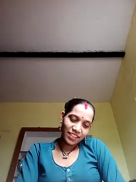 Snapshot of Karishma_singh chatting on February 3, 8:41 am Karishma singh online show from February 3, 8:41 am